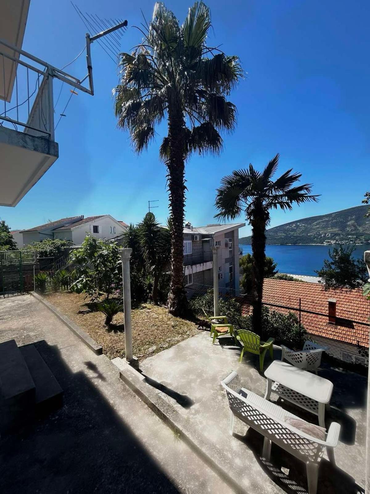 Apartments Maya Herceg Novi Exterior photo