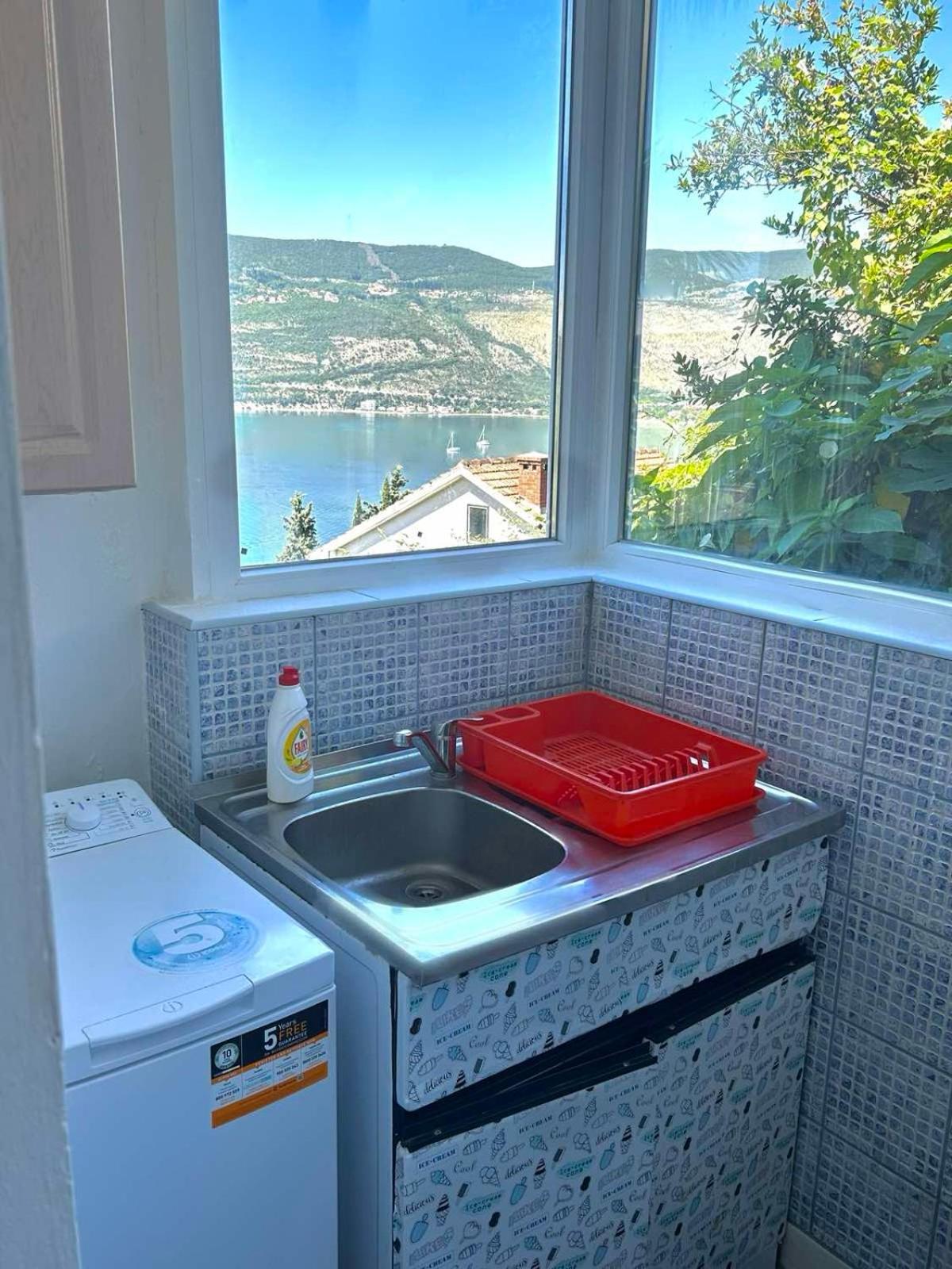 Apartments Maya Herceg Novi Exterior photo